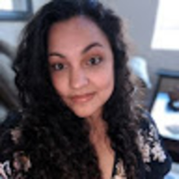 Meet your Posher, Jessica - Picture 1 of 1